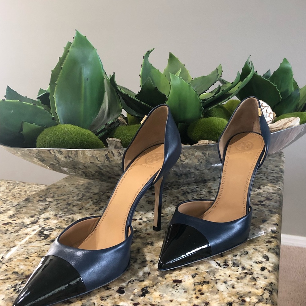 PENELOPE 100MM CAP-TOE D'ORSAY PUMP - NAVY/BLACK